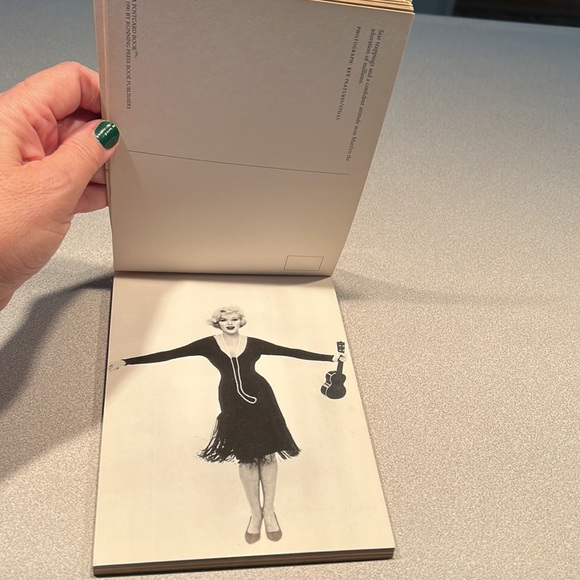 COPY - Vintage Marilyn Monroe 30 Postcards Book - Picture 9 of 12